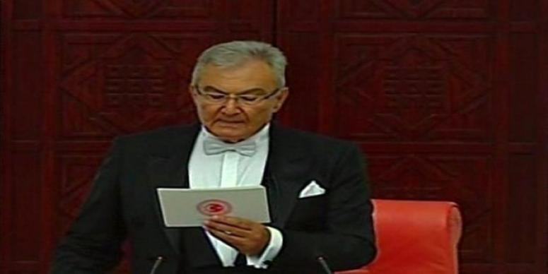 GEÇİCİ BAŞKAN BAYKAL MECLİS’İ AÇTI