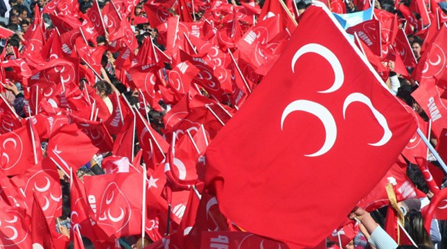 MHP İZMİR'DE ŞOK İSTİFA!
