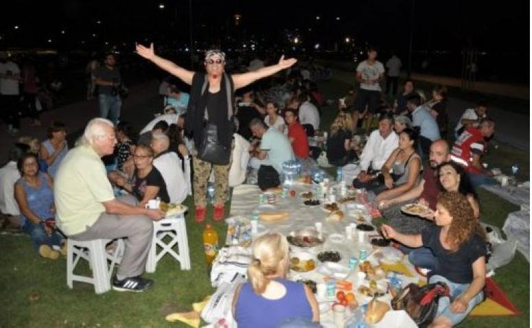 Mikrop Hikmet ile hoşgörü iftar sofrası