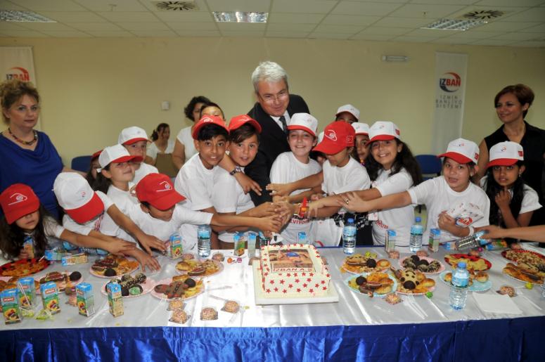 İZBAN, ÇOCUKLAR GİBİ ŞEN