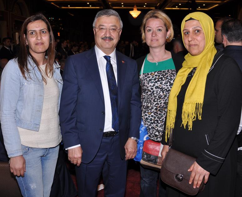 “KADINLAR, SİVİL TOPLUM KURULUŞLARI  ÇATISI ALTINDA BİRLEŞMELİ”