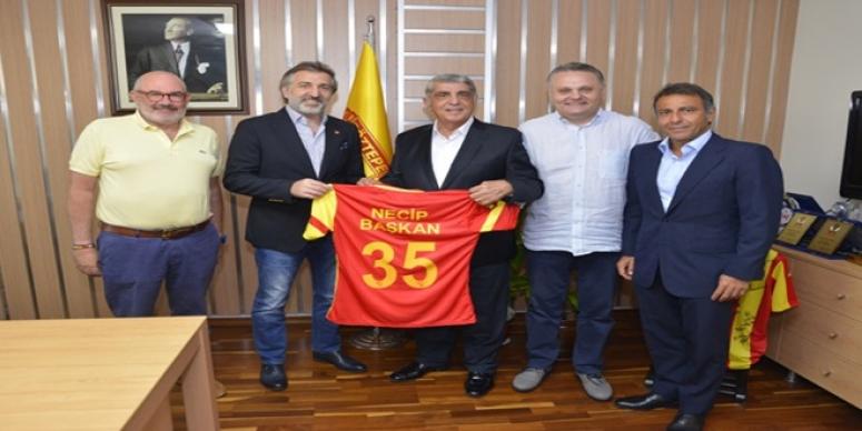 KALKAN'DAN 'SARI KIRMIZI'YE ZİYARET