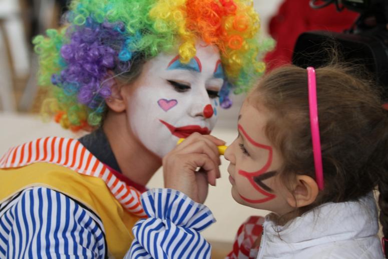 ŞENLİK ÇOCUKLARI OYUNA DOYACAK