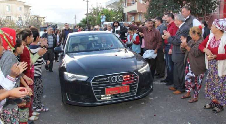 KIRMIZI PLAKA URLA ROMAN MAHALLESİ’NDE