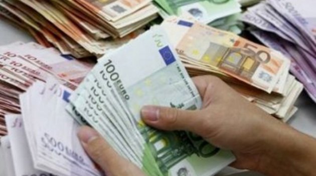 Piyasalar alev alev... Dolar ve avro zirveyi gördü!