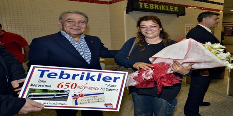 İZMİR METROSU’NUN 650 MİLYONUNCU YOLCUSU GÜNÜN EN ŞANSLI İZMİRLİSİ