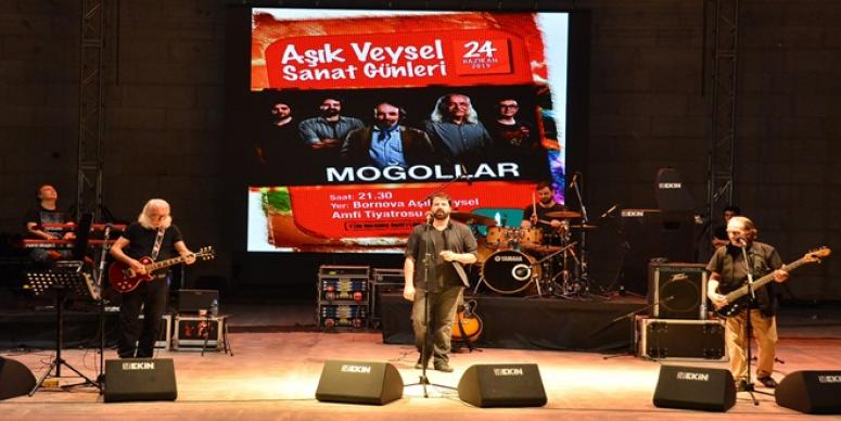 EFSANEDEN MÜZİK ZİYAFETİ