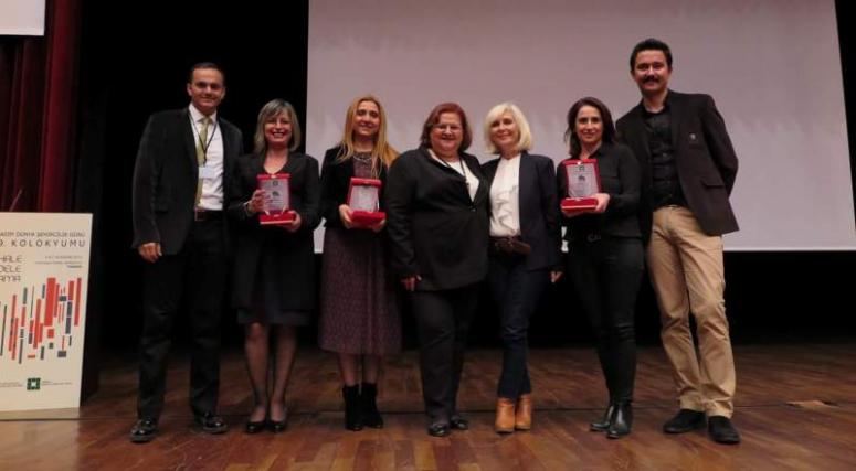 BÜYÜK ÖDÜL İZMİR'E