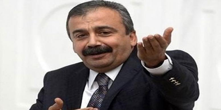 MECLİS'TE BAŞKANLIK DİVANI ÜYELERİ SEÇİLDİ,SIRRI SÜRREYYA'YA YENİ GÖREV VERİLDİ