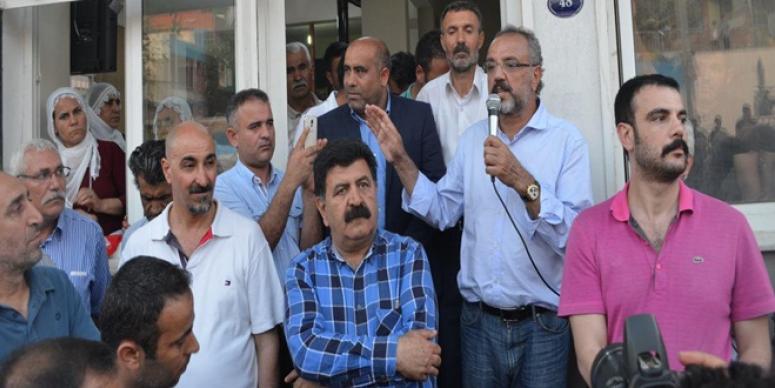SIRRI SAKIK’TAN GAZİEMİR’E ZİYARET
