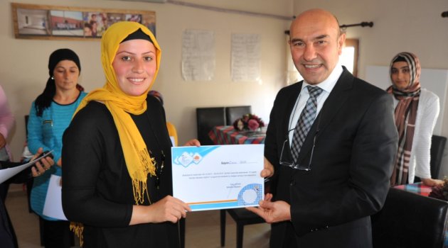 Seferihisar'ın yavaş mutfağı ilk mezunlarını verdi