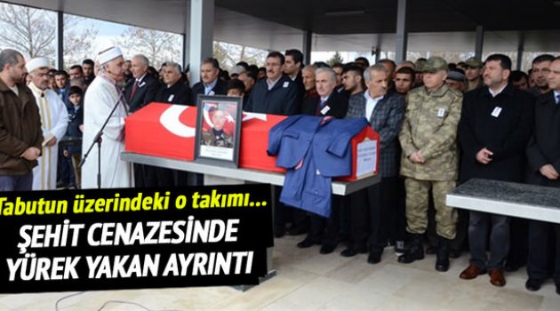 Şehit tabutunda yürek dağlayan ayrıntı