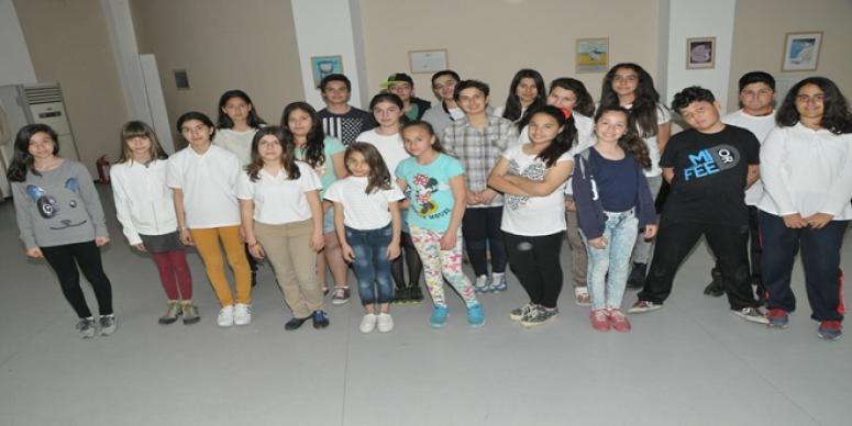 GÜZELBAHÇELİ KÜÇÜK TİYATROCULAR KÜÇÜK KARA BALIK’I SAHNELEYECEK