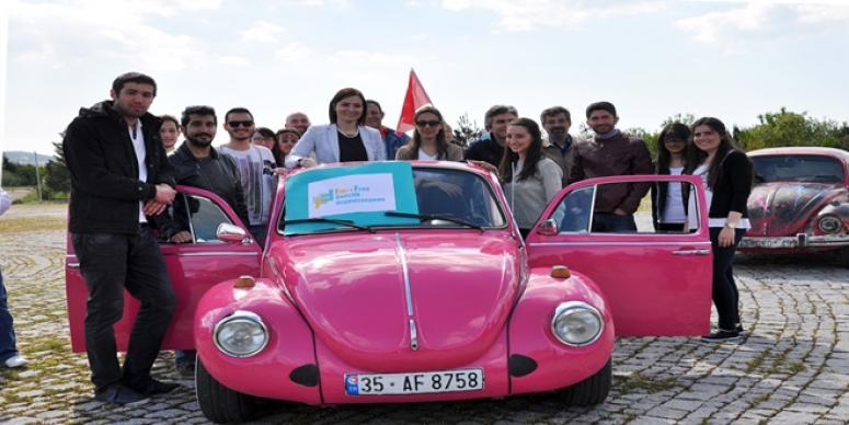 SENEM KILIÇ'TAN GENÇLERE AÇIK FORUM