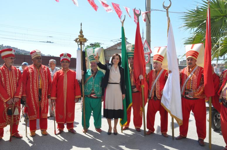 SENEM KILIÇ’A MEHTERLİ KARŞILAMA