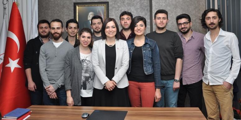 SÖZLÜK YAZARLARININ GÜNDEMİ SENEM KILIÇ