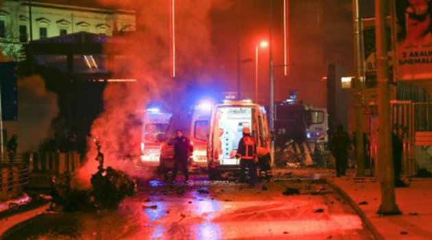 Sevgilisinden Gelen Telefon Kurtarmış