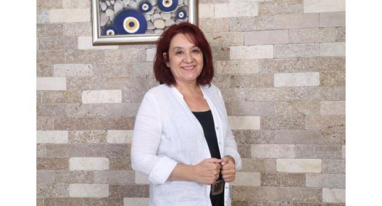 SİBEL PARMAKSIZ: 'MİLLETİN VEKİLİ OLMAK İSTİYORUM'