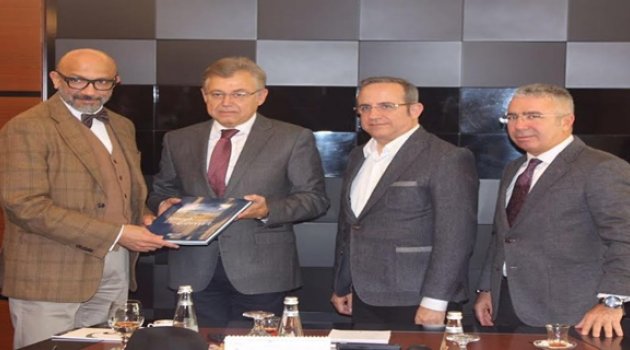 Sürekli, Venezuela Büyükelçisi Reyes’i İzmir’de Ağırladı