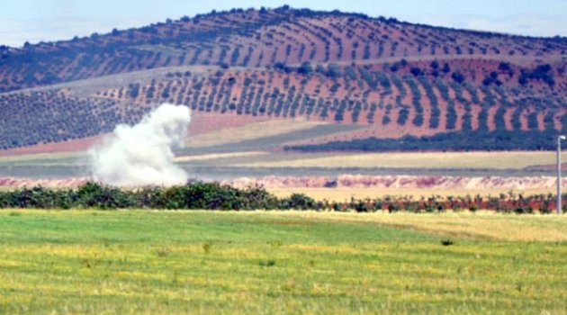 Suriye'nin Carablus kentinden Karkamış'a havanlı saldırı