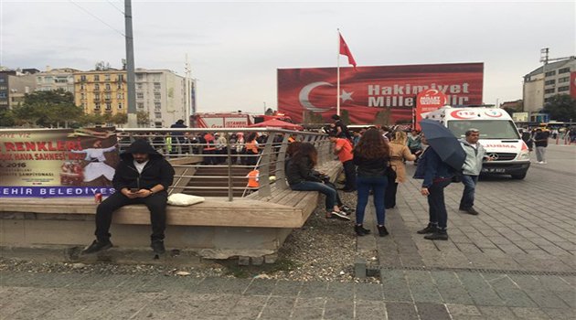 Taksim Metro İstasyonunda İntihar Girişimi