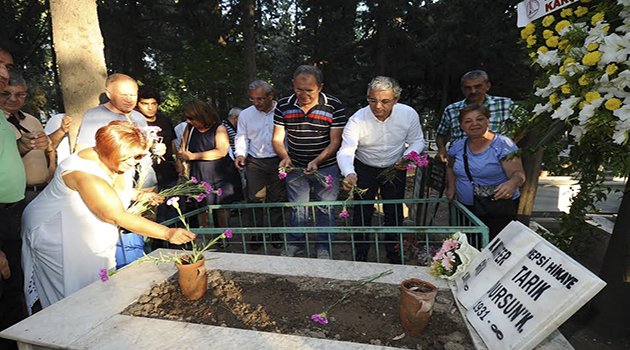 Tarık Dursun K Mezarı Başında Anıldı
