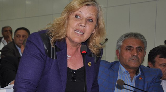 Tatlı'dan Çifte İstifa