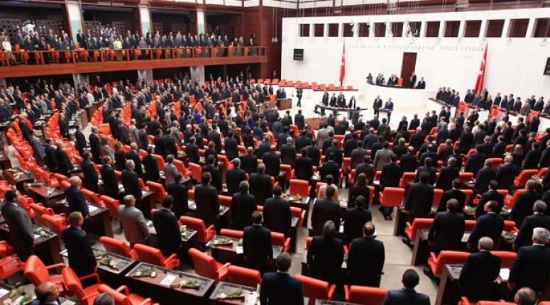 IRAK VE SURİYE TEZKERESİ MECLİS'TEN GEÇTİ!