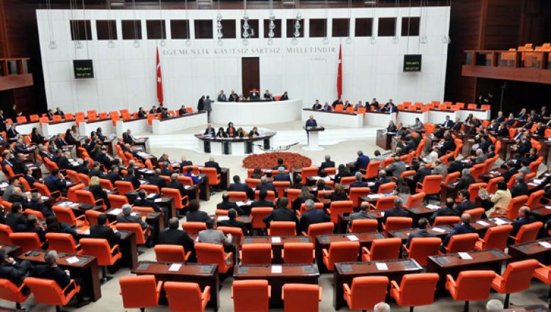 KOALİSYON OLMAZSA ERKEN SEÇİM İÇİN İMZALAR HAZIR!