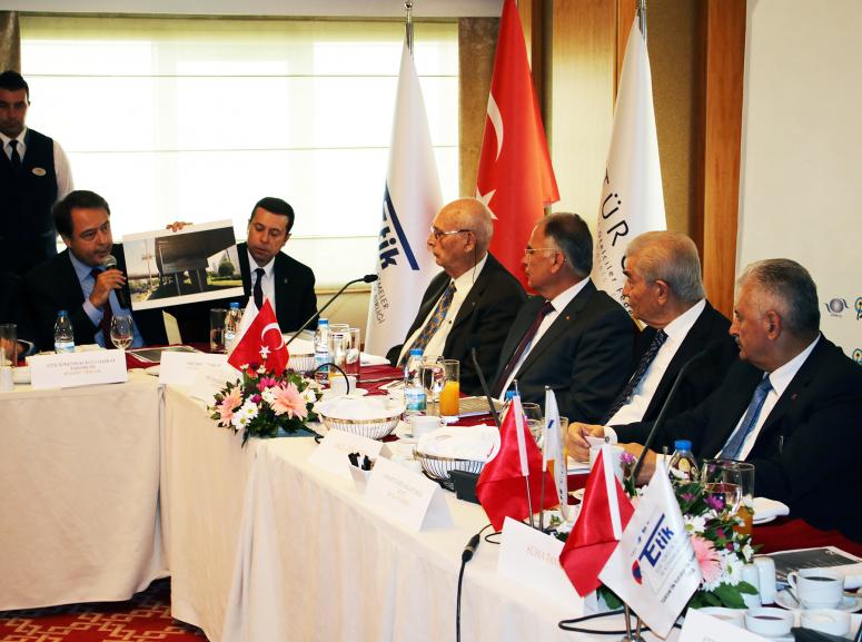 HAVAALANINDA BERGAMA VE EFES TANITILSIN…