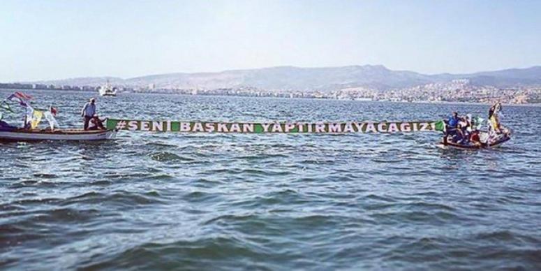HDP İZMİR MİTİNGİNDE SENİ BAŞKAN YAPTIRMAYACAĞIZ PANKARTI AÇILDI