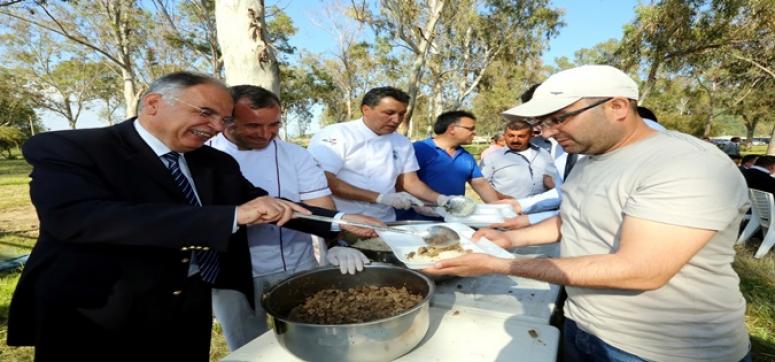 BAŞKAN BAKICI 1 MAYIS’I ÇALIŞANLARIYLA KUTLADI