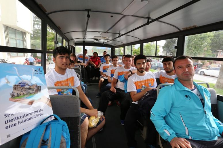 SELÇUKLU BASKETBOLCULARIN UNESCO DESTEĞİ