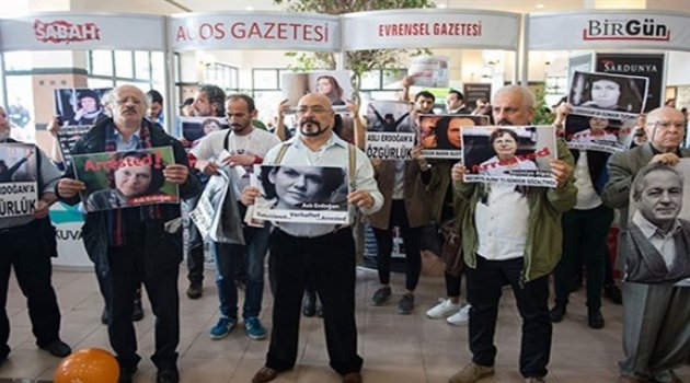 Tüyap'ta, Tutuklu Gazeteciler ve Yazarlar İçin Eylem