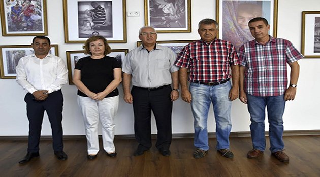 Üçkuyular Muhtarı’nın Başkan Selvitopu’na Teşekkür Ziyareti