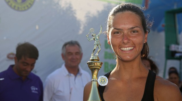 Uluslararası Tenis Turnuvası nefesleri kesti