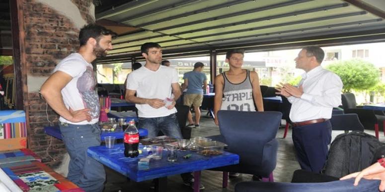 MHP MİLLETVEKİLİ ADAYI MURAT KOÇ' A GENÇLERDEN BÜYÜK İLGİ