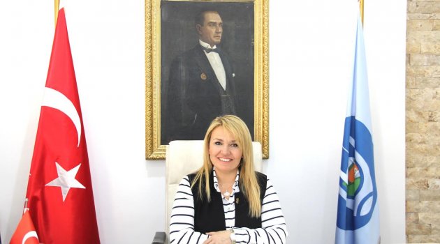 Urla Belediye Başkanı Sibel Uyar'dan Basın Açıklaması