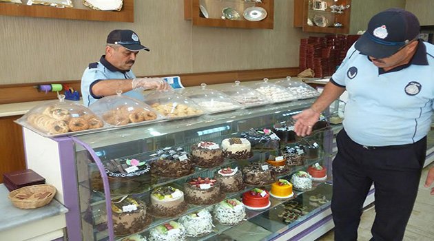 Urla Zabıtasından Bayram Denetimi