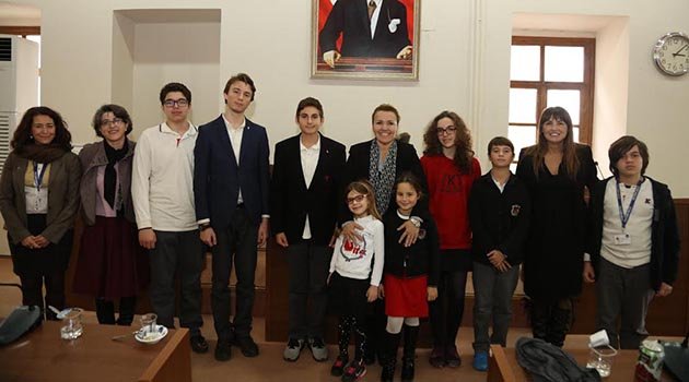 Uyar'dan Öğrencilere Yerel Yönetimler Dersi