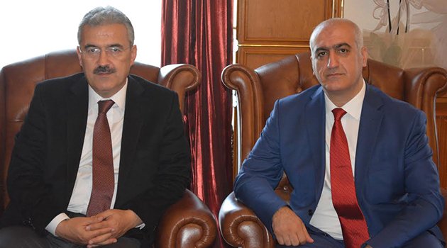 Vali Ayyıldız, “El birliğiyle İzmir’e Sahip Çıkmalıyız”