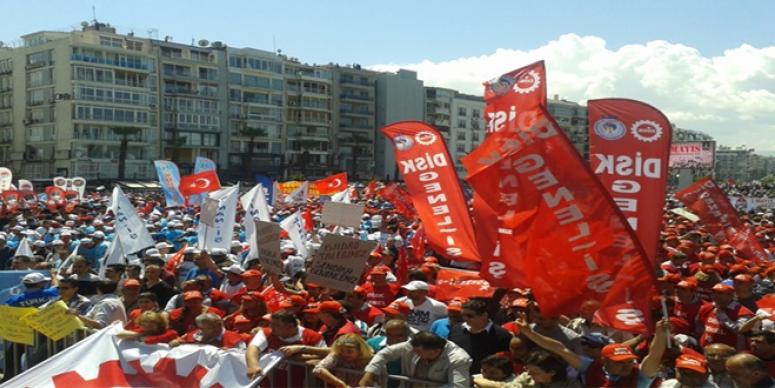 İZMİR'DE 1 MAYIS BAYRAMI