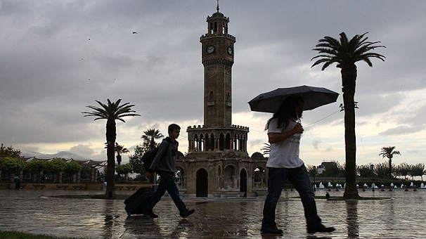 HAVA SICAK VE GÜNEŞLİ AMA...