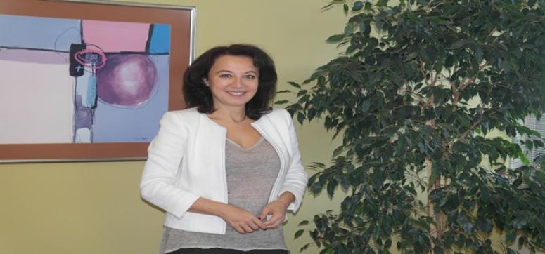 ZEYNEP  ERKUNT ARMAĞAN,  VERİMLİLİĞİN 3 ALTIN ANAHTARINI VERDİ