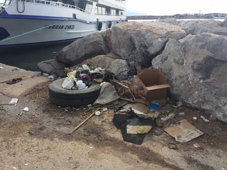 Karşıyaka'nın Utanç Fotoğrafları