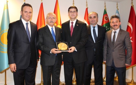 Yalçın Akdoğan Kılıçdaroğlu’nu Bu Fotoğrafla Vurdu
