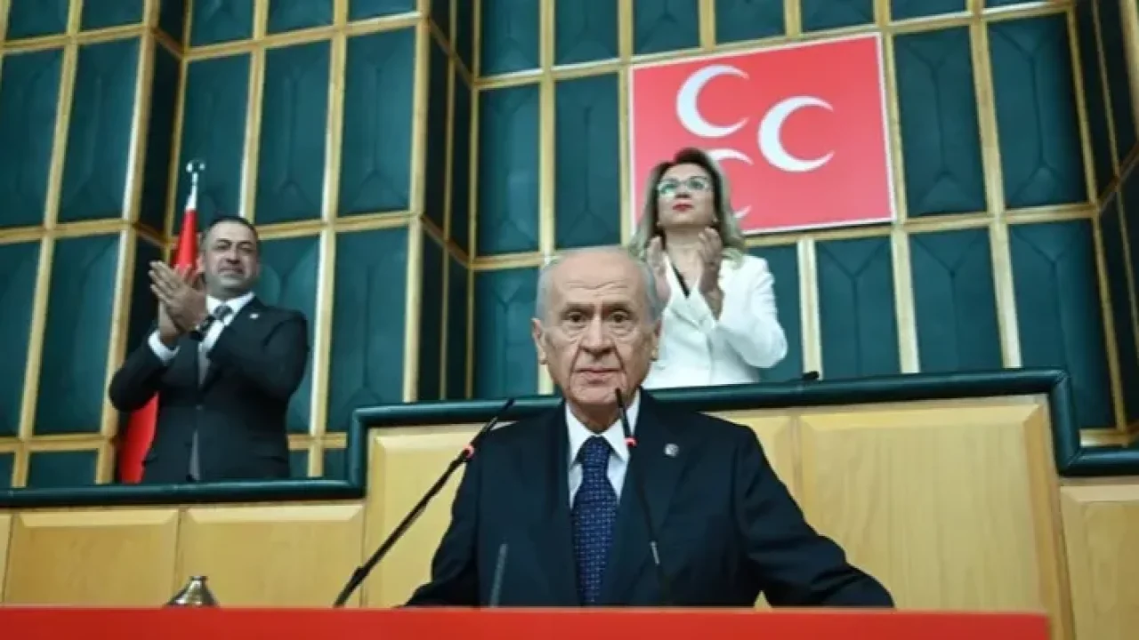 Bahçeli, Öcalan&#039;dan SDG&#039;ye çağrı yapmasını istedi