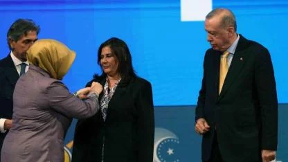 Belediye başkanlarının AK Parti’ye geçişine seçmenin yorumu nasıl oldu: Araştırma sonuçları açıklandı