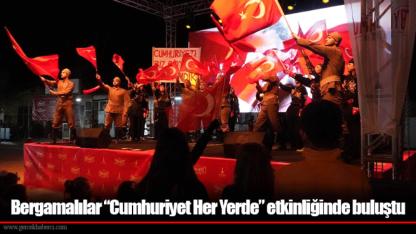 Bergamalılar “Cumhuriyet Her Yerde” etkinliğinde buluştu