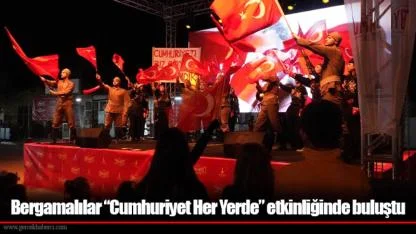 Bergamalılar “Cumhuriyet Her Yerde” etkinliğinde buluştu